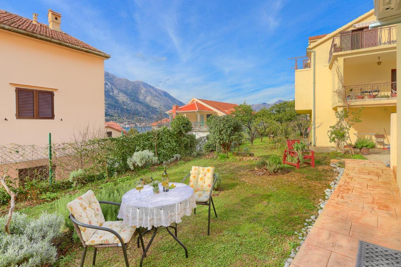 Apartment Castellino Kotor Exteriér fotografie